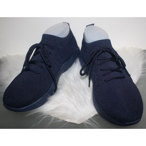 Black Womens Slip On Sneakers Sz 11 Mock Tie Lightweight Economical Atleisure - Picture 1 of 6